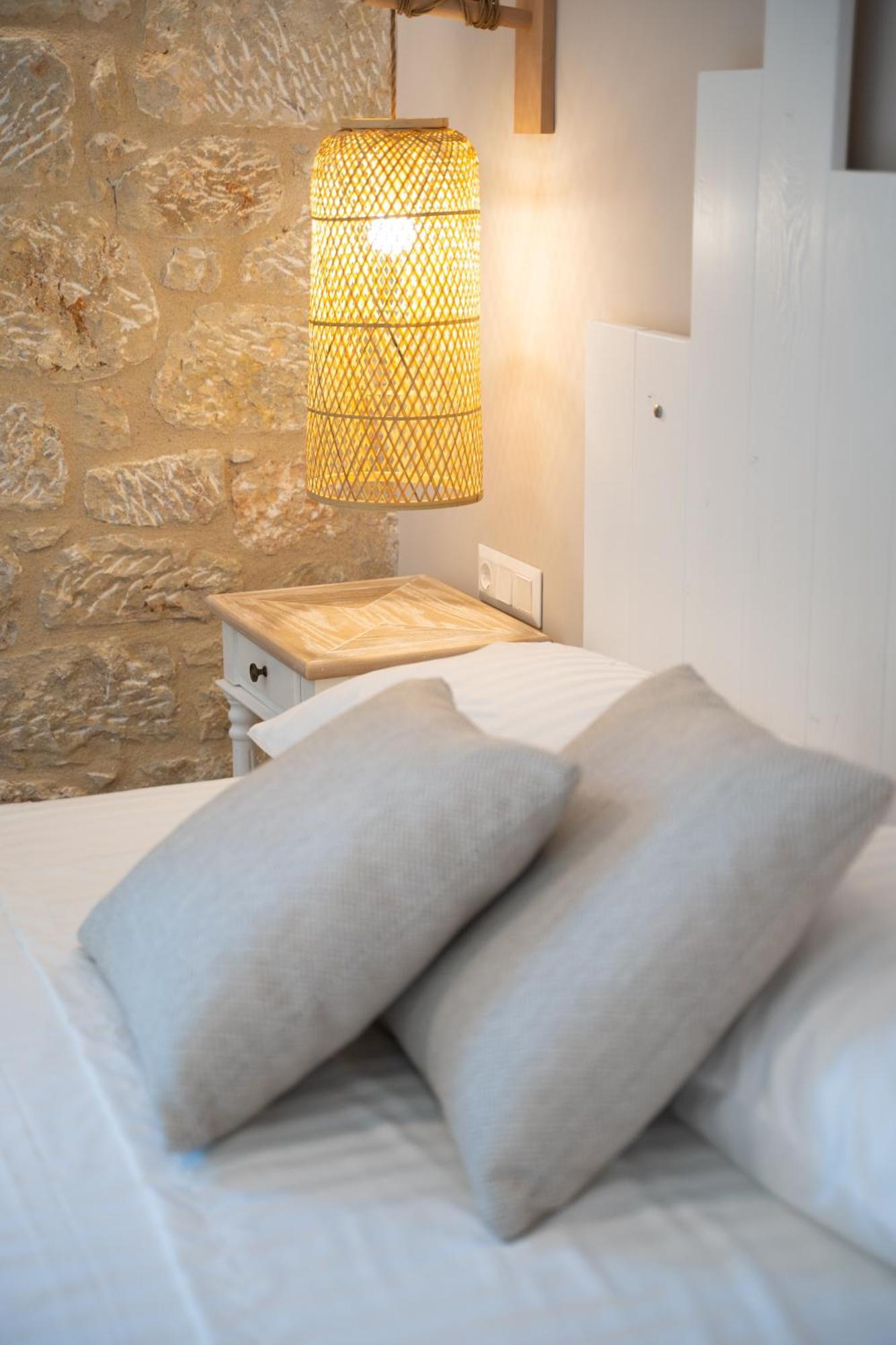 Olvio Suites Kardhamili Esterno foto