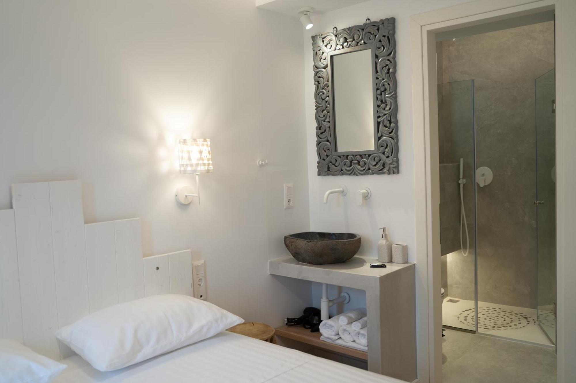 Olvio Suites Kardhamili Esterno foto