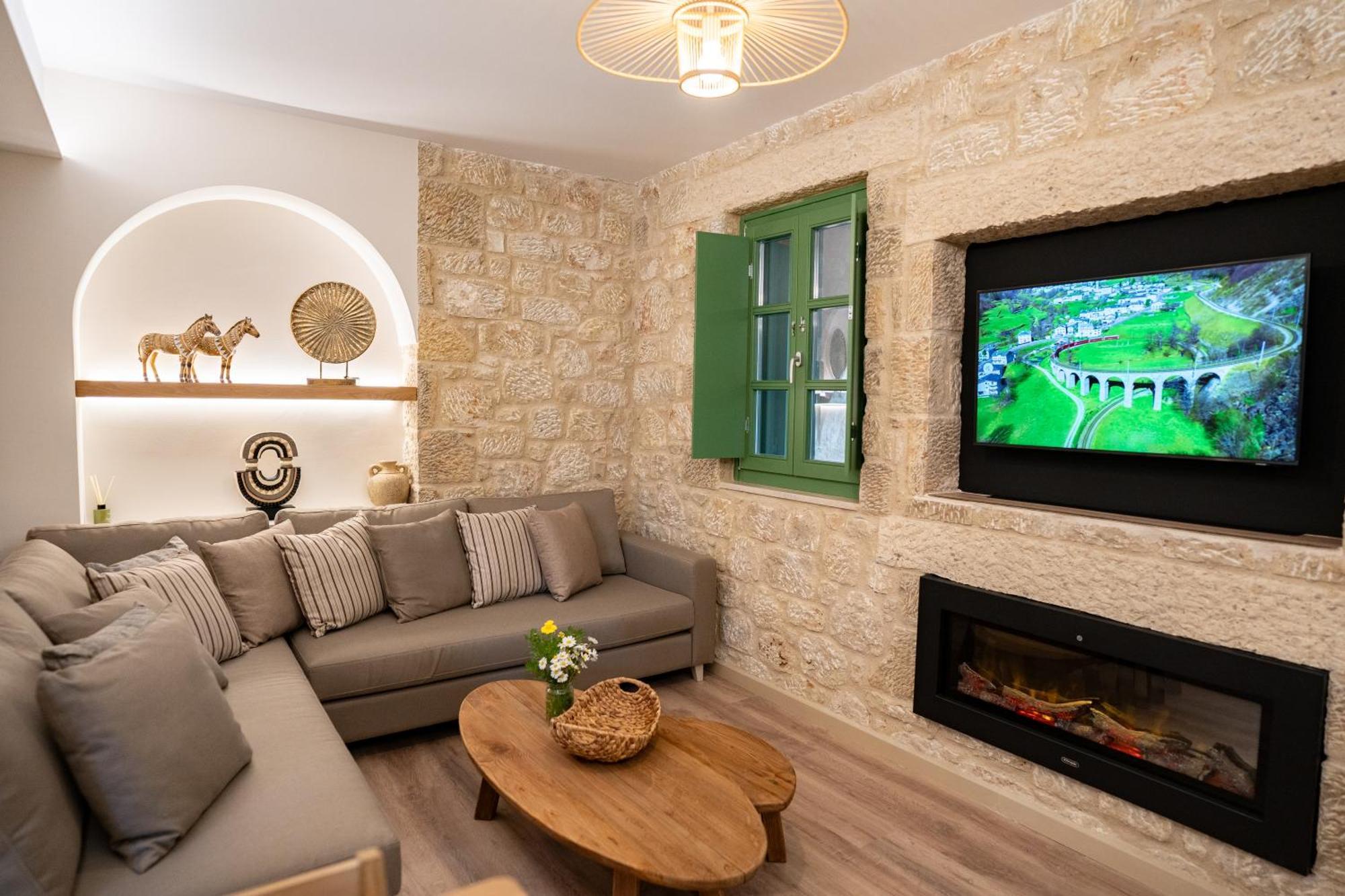 Olvio Suites Kardhamili Esterno foto