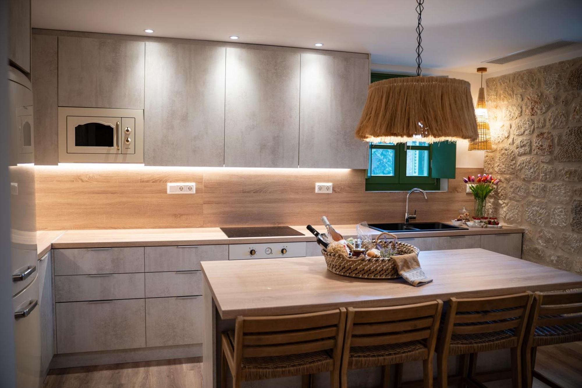 Olvio Suites Kardhamili Esterno foto