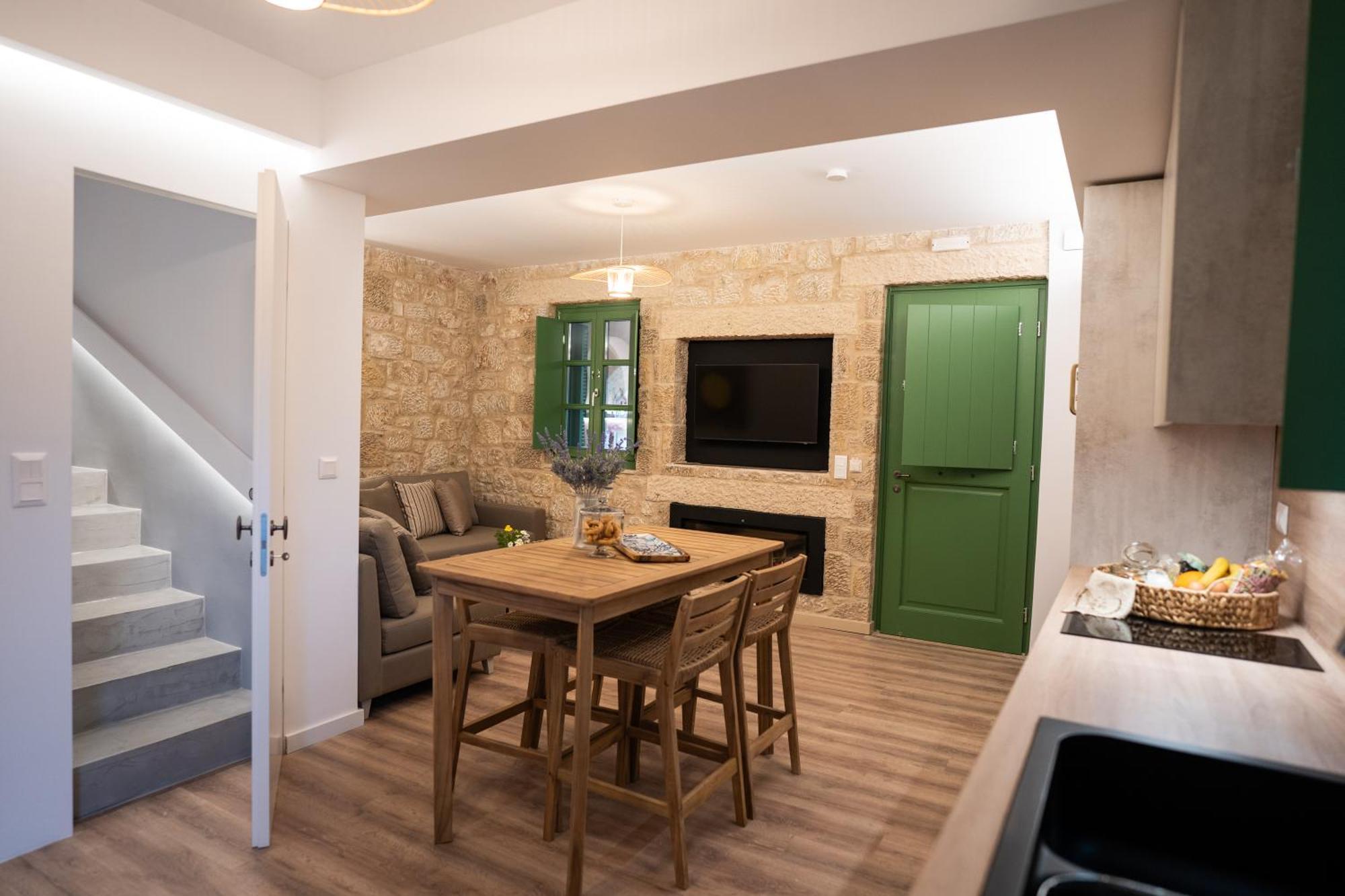 Olvio Suites Kardhamili Esterno foto
