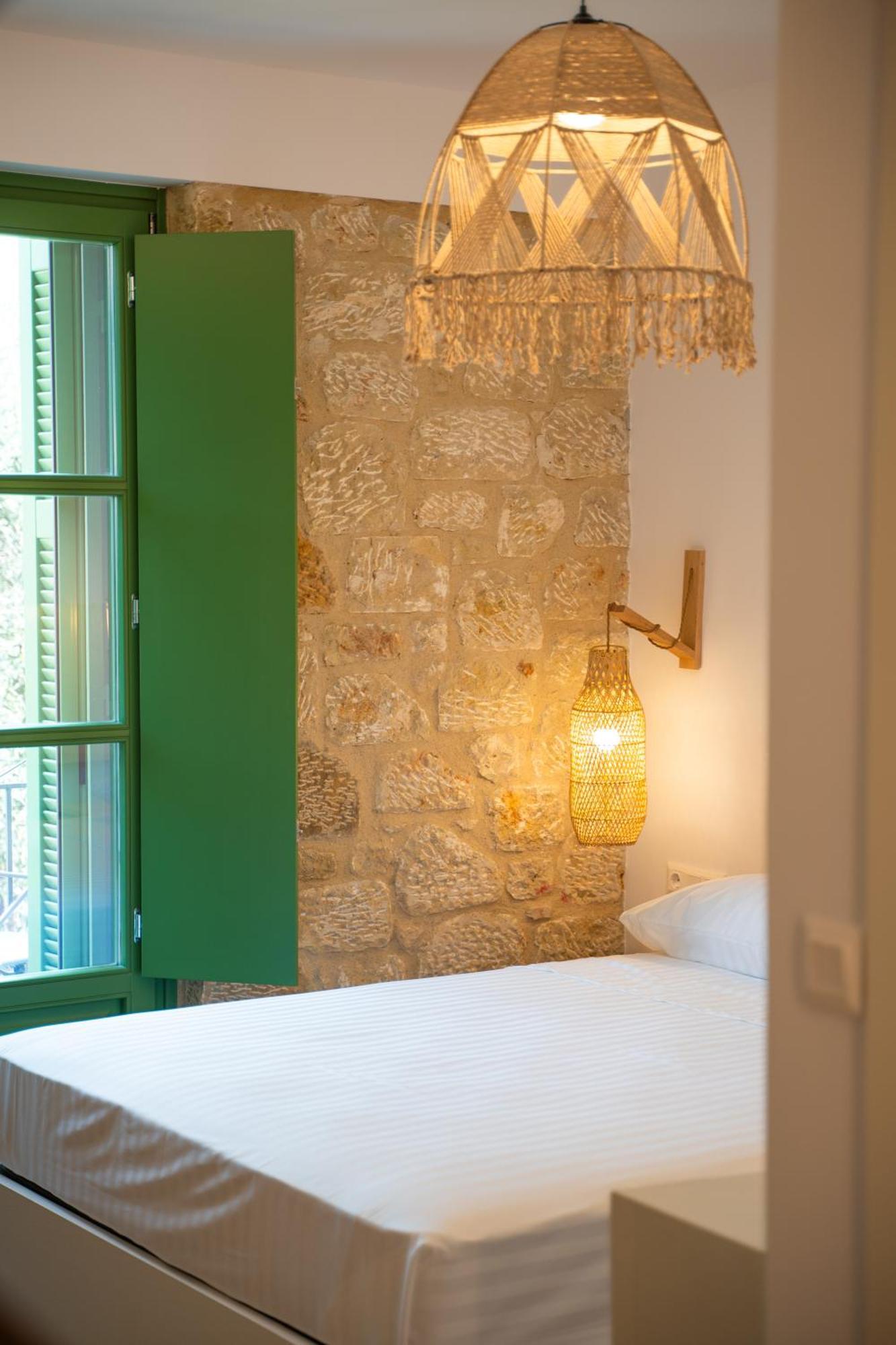 Olvio Suites Kardhamili Esterno foto
